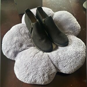 Hush Puppies Mazin Cayto Zip Bootie - Size 8.5M